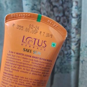 LOTUS SUNSCREEN SPF40