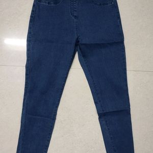 Blue Strechable Jeans