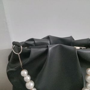 Black Handbags For Women