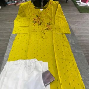 Woman's Rayon Kurti With Palazzo🌸