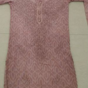 Chikankari kurta