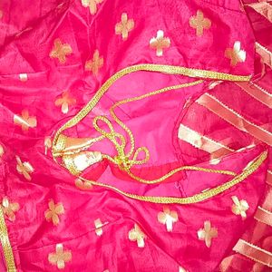 Saree With Blouse For Parties Or Wedding