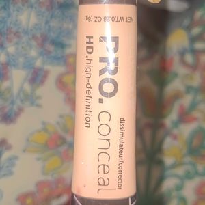 Concealer In Shade Medium