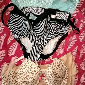 ❤️3 Sexy Stylish Lingerie Set (3Panty+ 3Bra )