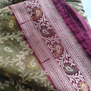 Excellent Condition All Over weaving Saree