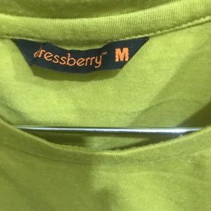 DressBerry T-shirt