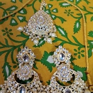 Necklace Set With Earrings And Maang Tikaa