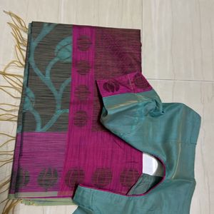 Combo Sarees Blouse Of Different Colours  Fabrics