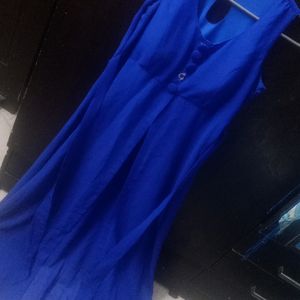 Stylish Padded Blue Dress Front Cut