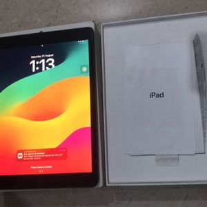 Apple iPad 8th Gen With  Box And Cable