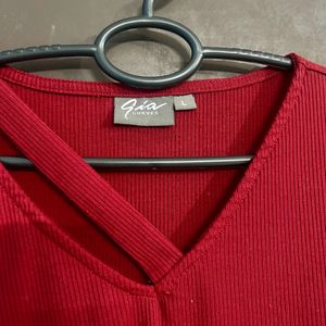 Gia Red Ribbed Top