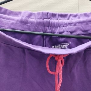 Giveaway----Free Capri By Team spirit- purple