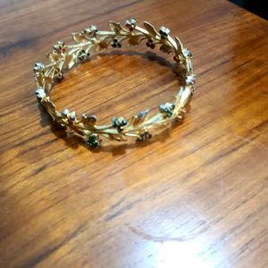 Beautiful Gold Plated Bangle With Stone|1 Piece