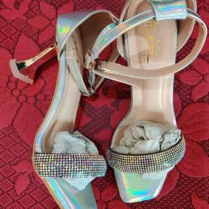 Brand New Women Heel Sandals In Size 3