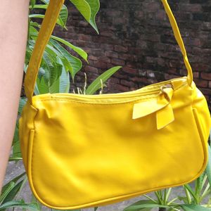 Yellow Handbag 💖