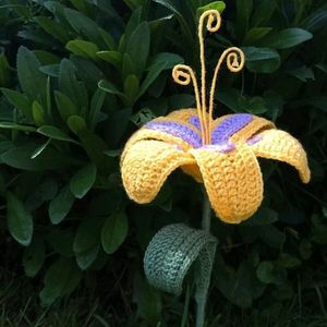 2 Tangled Crochet Lily Flower 🌼