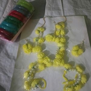 Women Fancy Bangles With Haldi Set