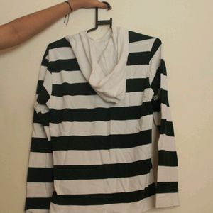 DARK GREEN STRIPED TSHIRT