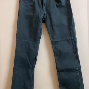 Grey Levi’s Jeans