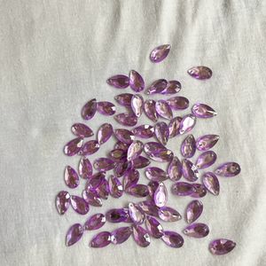 Lavender Teardrop Shape Rhinestones