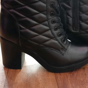 Quilted Boots CL