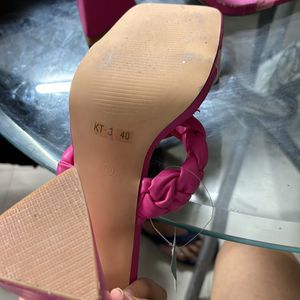 fuchsia pink heels
