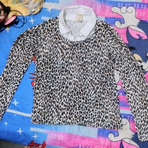 Trendy Elegant Women Tshirt, Animal Print