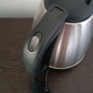 Electric Kettle Piegon