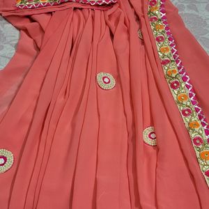 Beautiful Saree With Unstitched Blouse (New One)