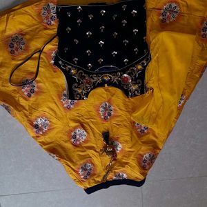 Lhenga Choli