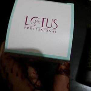 Lotus Professional Serum