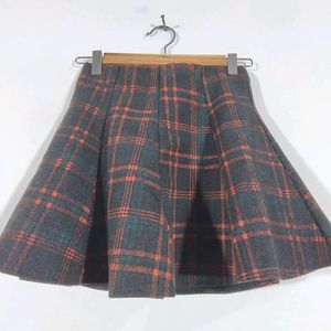 Charcoal Checks Skirt (Women's)