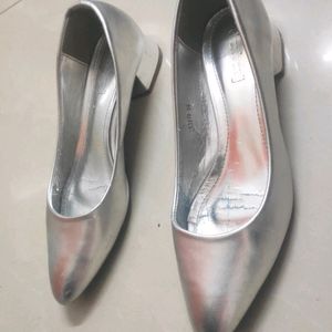 Branded Silver Bellies/pumps