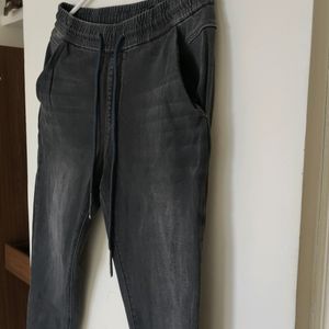 Spiker Comfortable Jeans