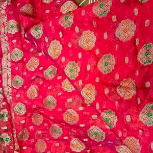 Beautiful Red Silk Printed Saree For Festivals