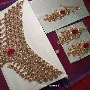 Beautiful Golden Necklace Set  Pink & White Diamond