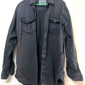 Denim shirt xl size,gud luking prefer cash