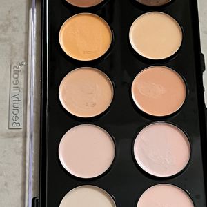 Ultimate Concealer palattee