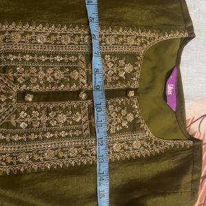 olive libas green kurta in size s