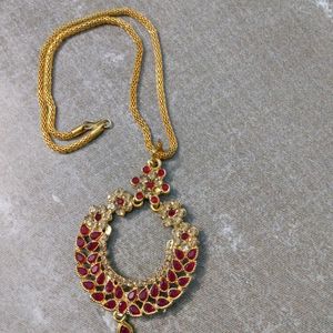 Red jewellery set