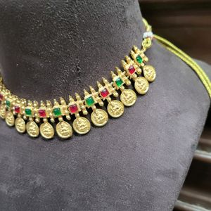 Gold Choker