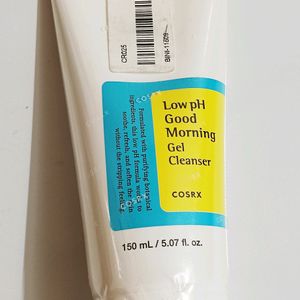 COSRX  Low pH Good Morning Gel Cleanser