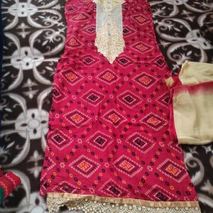 Selling This Complete Suite Set- Jaipuri Design