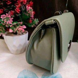 Stylish Handbag / Slingbag