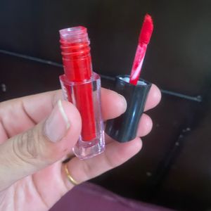 Mini Lipsticks (Red, Maroon)