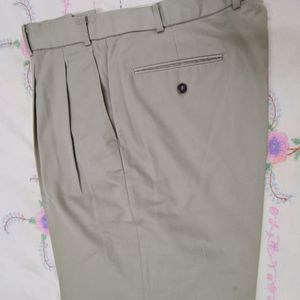 St. Andrews: Beige Pants