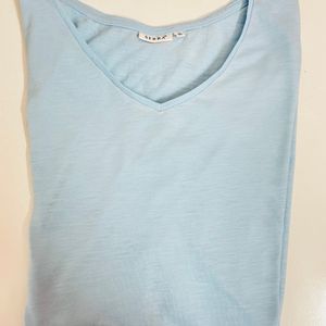 comfy V neck xxl tshirt for women