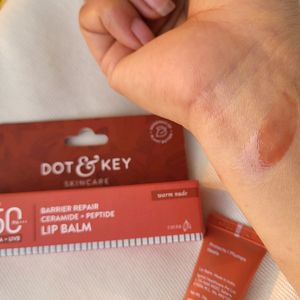 Dot & key Spf 50 Lip Balm and Plum Niacinamide