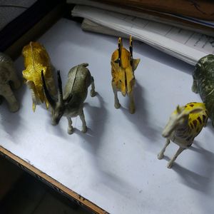 Used Plastic Wild Animals For Kids