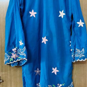 blue pakistani style kurta pant set